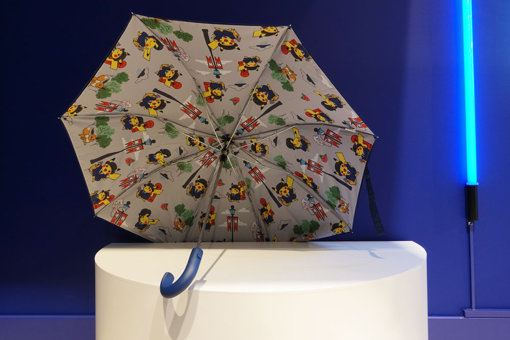 Pokémon Center Londres parapluie exclusif
