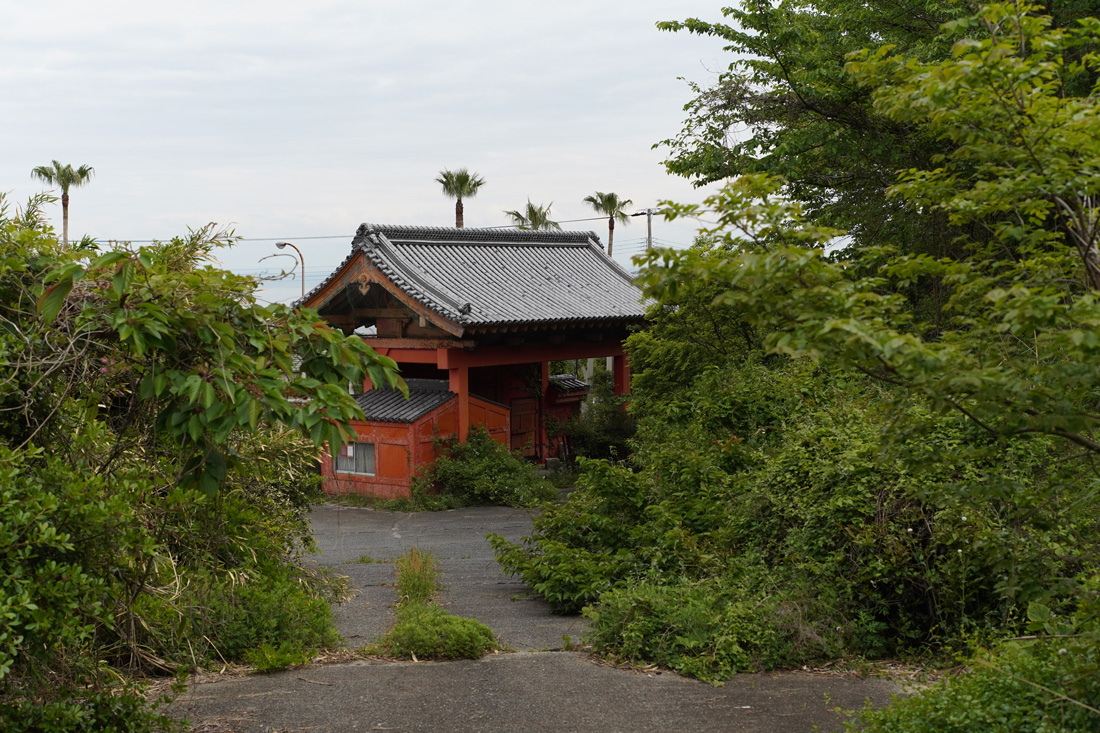 temple abandonné urbex japon