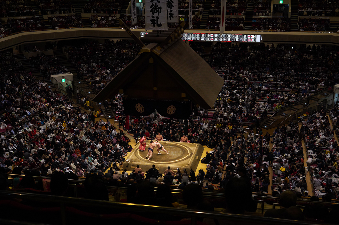 Assister à un tournoi de sumo à Tokyo : mon expérience